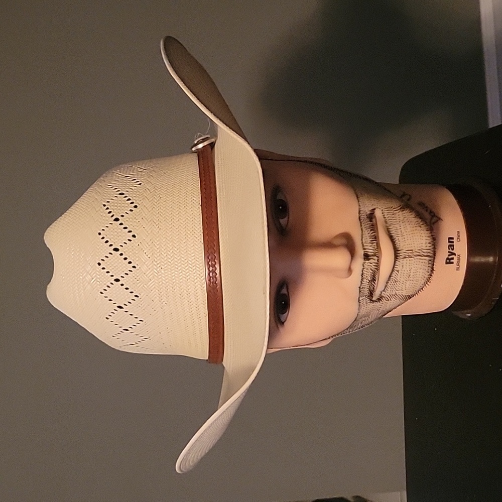 20X Bailey straw hat nos 6 3/4